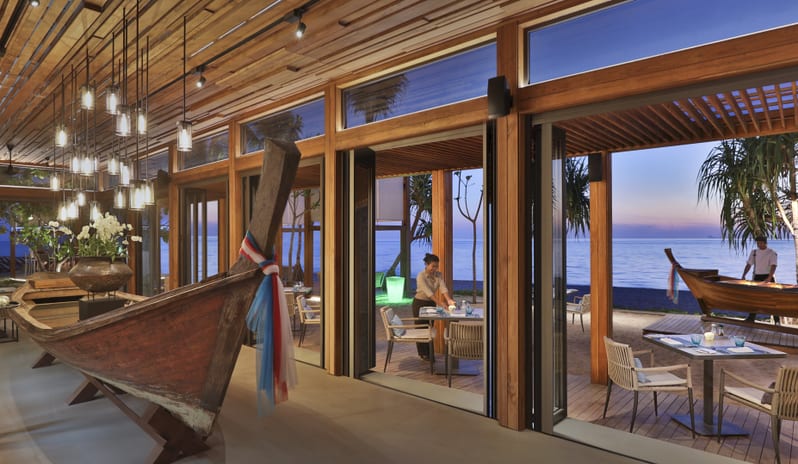 Rak Talay Beach Bar & Restaurant 1